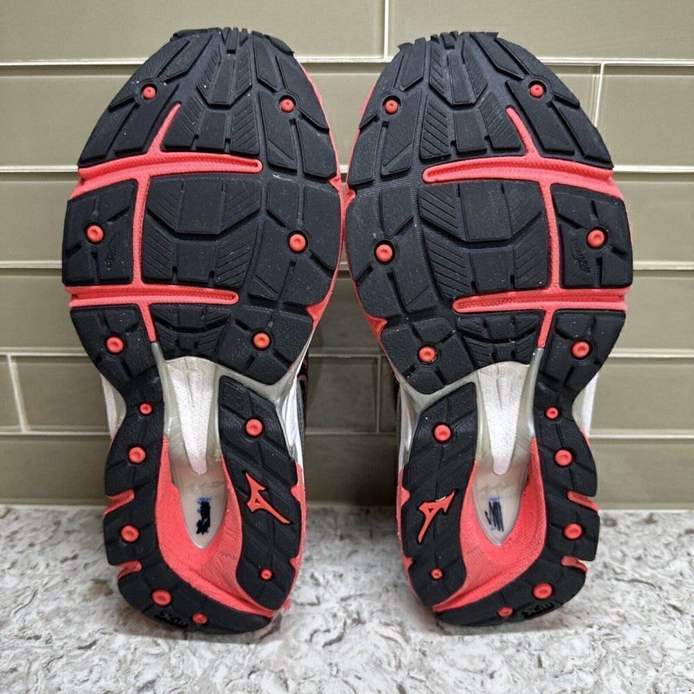 Mizuno Wave Paradox 3 Running Shoes - Picture 8 of 9